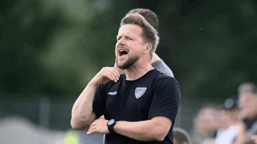 Martin Hauswald. Der ehemalige Rot-Weiß-Fußballer kehrt nach einer Auszeit zurück auf die Trainerbank.